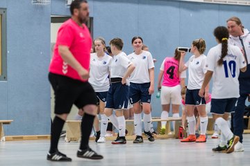 Bild 373 - F Loewinnen Hallen Cup